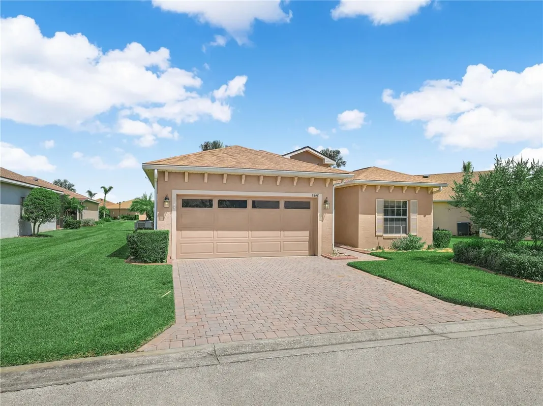 Property Slideshow image 1 of 29 | 5308 green dr, Winter Haven, FL, 33884