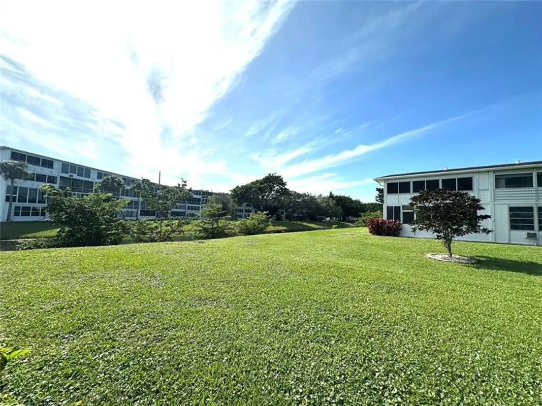 Property Slideshow image 1 of 54 | 368 oakridge t # 368, Deerfield Beach, FL, 33442