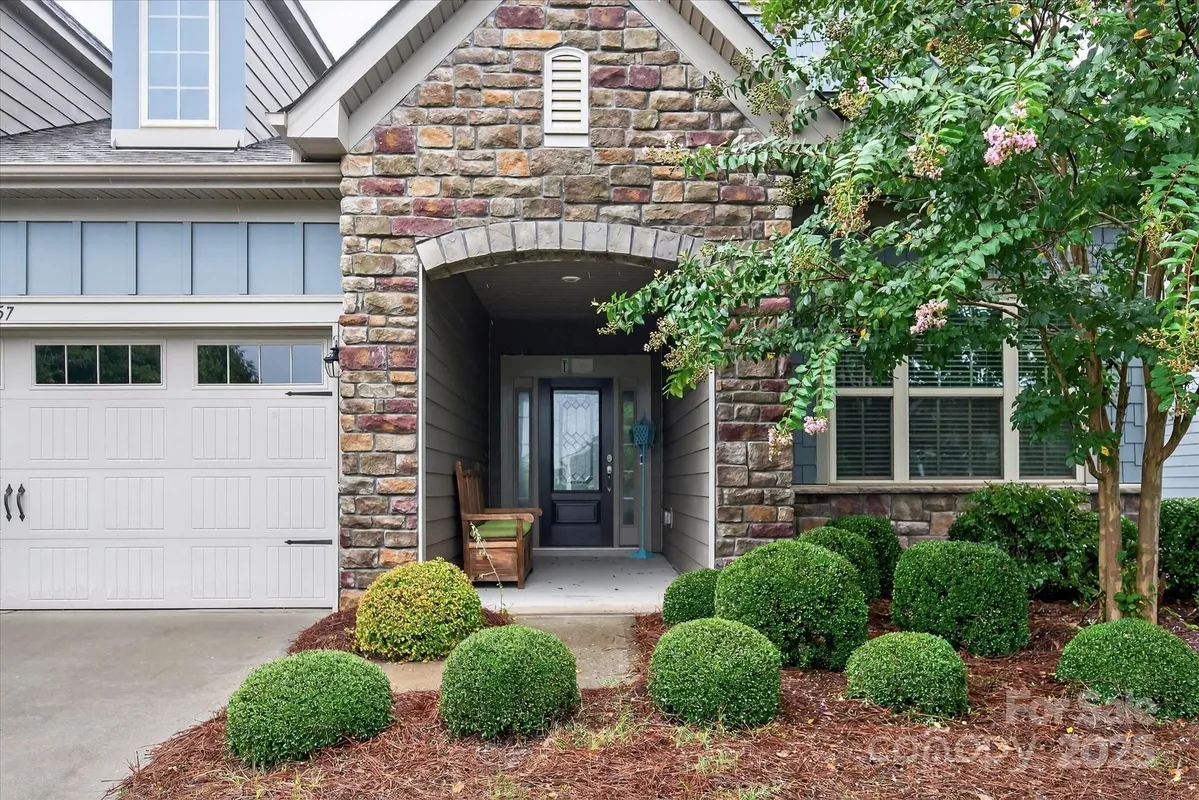 Property Slideshow image 1 of 31 | 4057 channel islands way, Lancaster, SC, 29720