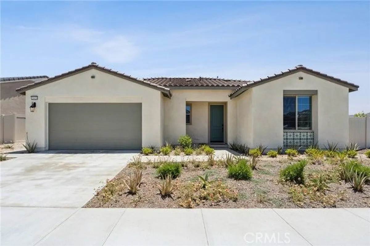 Property Slideshow image 1 of 28 | 28820 ridgerock ct, Canyon Country, CA, 91350