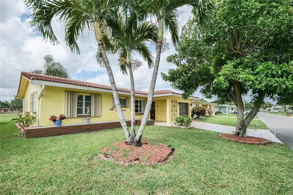 Property Slideshow image 1 of 55 | 4510 nw 45th ct, Tamarac, FL, 33319