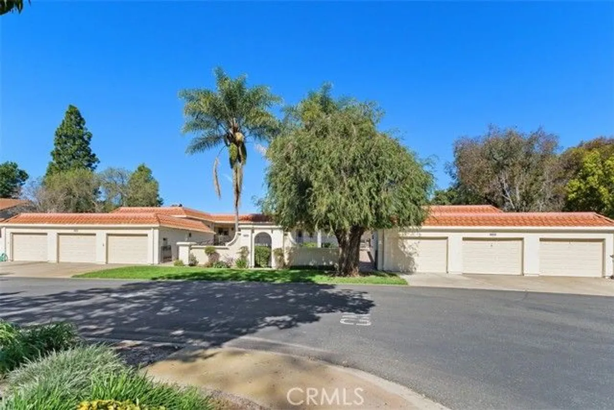 Property Slideshow image 1 of 51 | 5472 paseo del lago e b, Laguna Woods, CA, 92637