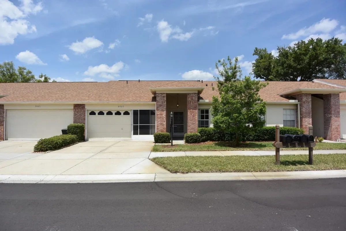 Property Slideshow image 1 of 36 | 9027 warwick ln, New Port Richey, FL, 34655