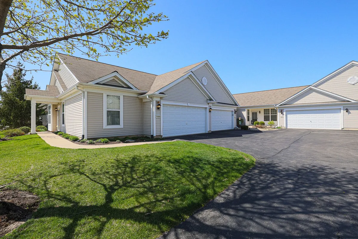 Property Slideshow image 1 of 24 | 13580 hemlock rd, Huntley, IL, 60142