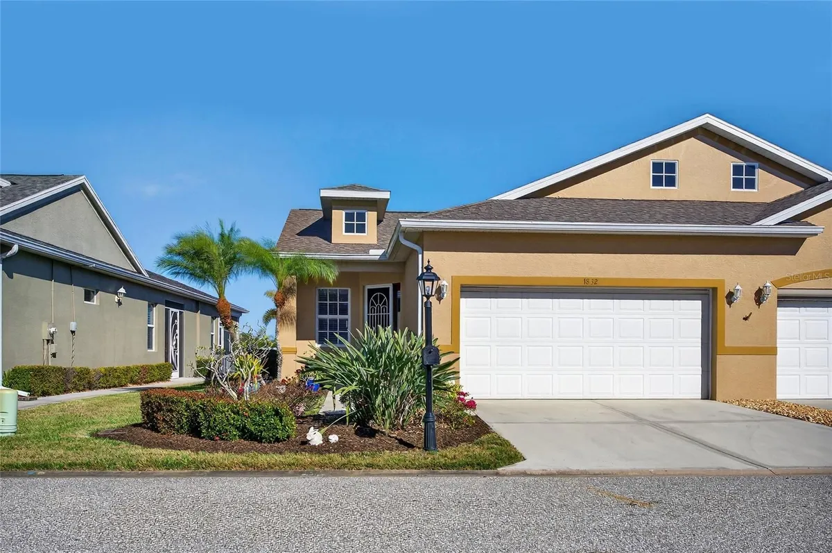 Property Slideshow image 1 of 47 | 1832 knights bridge trl, Punta Gorda, FL, 33980