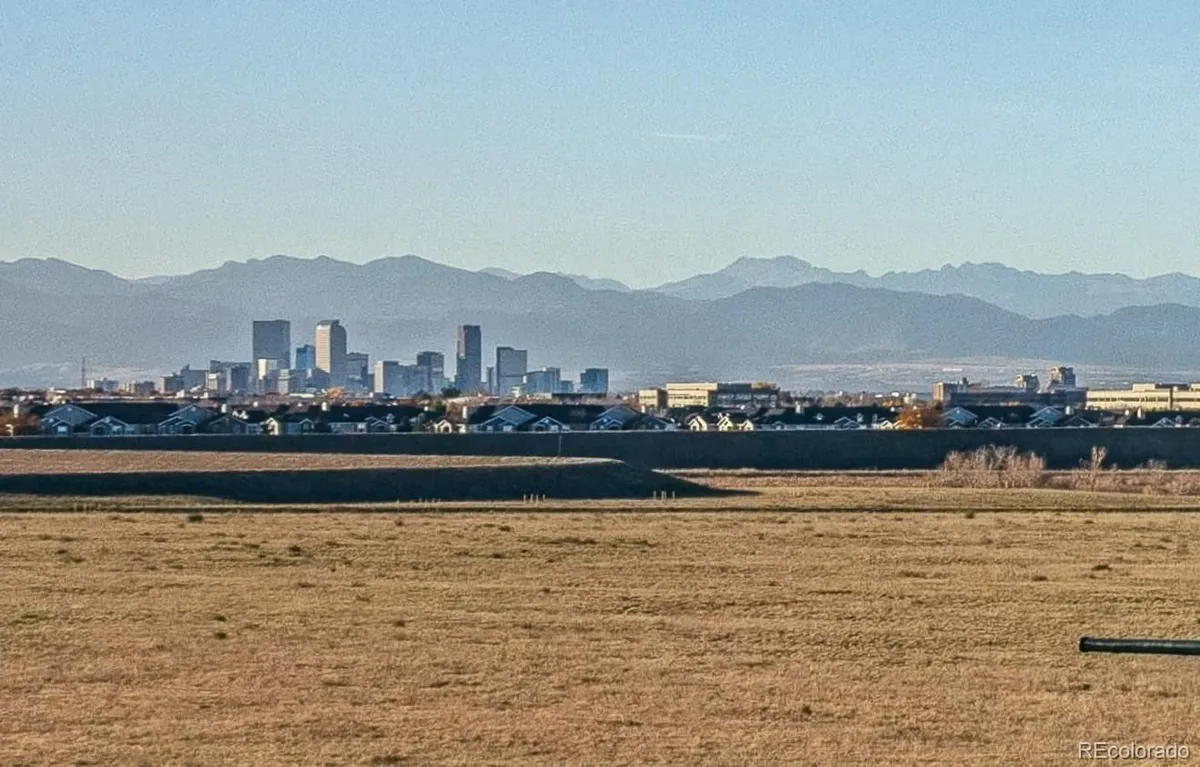 Property Slideshow image 1 of 49 | 300 s clinton st 8c, Denver, CO, 80247