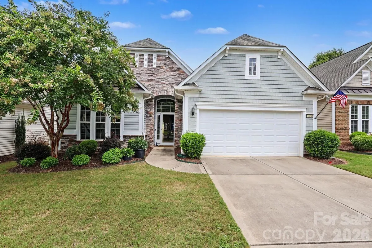 Property Slideshow image 1 of 28 | 7419 carolina jessamine ct, Fort Mill, SC, 29707
