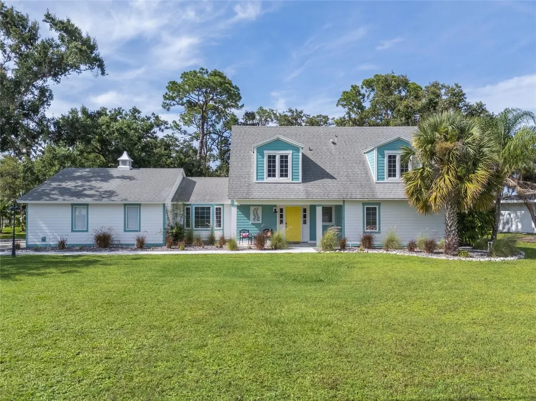Property Slideshow image 1 of 71 | 5005 canterbury dr, Sarasota, FL, 34243