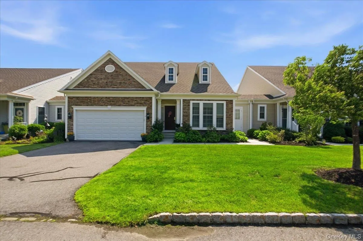Property Slideshow image 1 of 38 | 4 reese ct, Carmel, NY, 10512