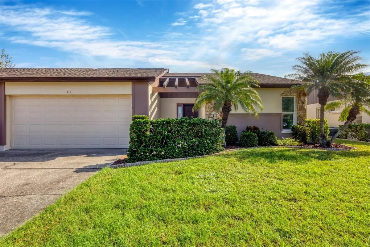 Property Slideshow image 1 of 44 | 618 deerwood ave, Englewood, FL, 34223
