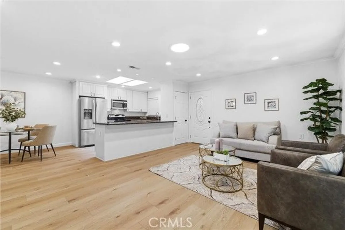 Property Slideshow image 1 of 26 | 953 avenida carmel q, Laguna Woods, CA, 92637