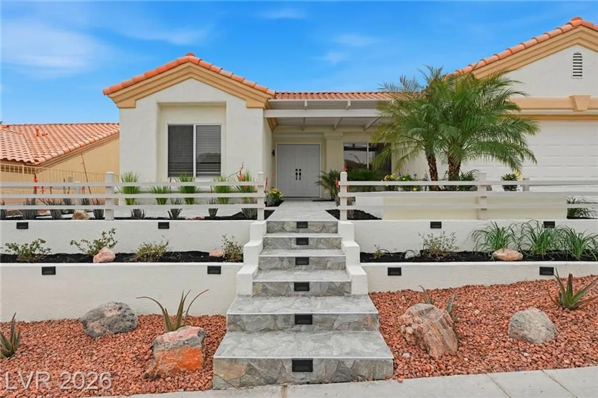 Property Slideshow image 1 of 51 | 10809 clarion ln, Las Vegas, NV, 89134