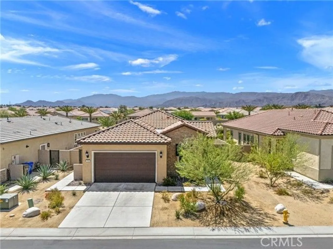 Property Slideshow image 1 of 48 | 98 zinfandel, Rancho Mirage, CA, 92270