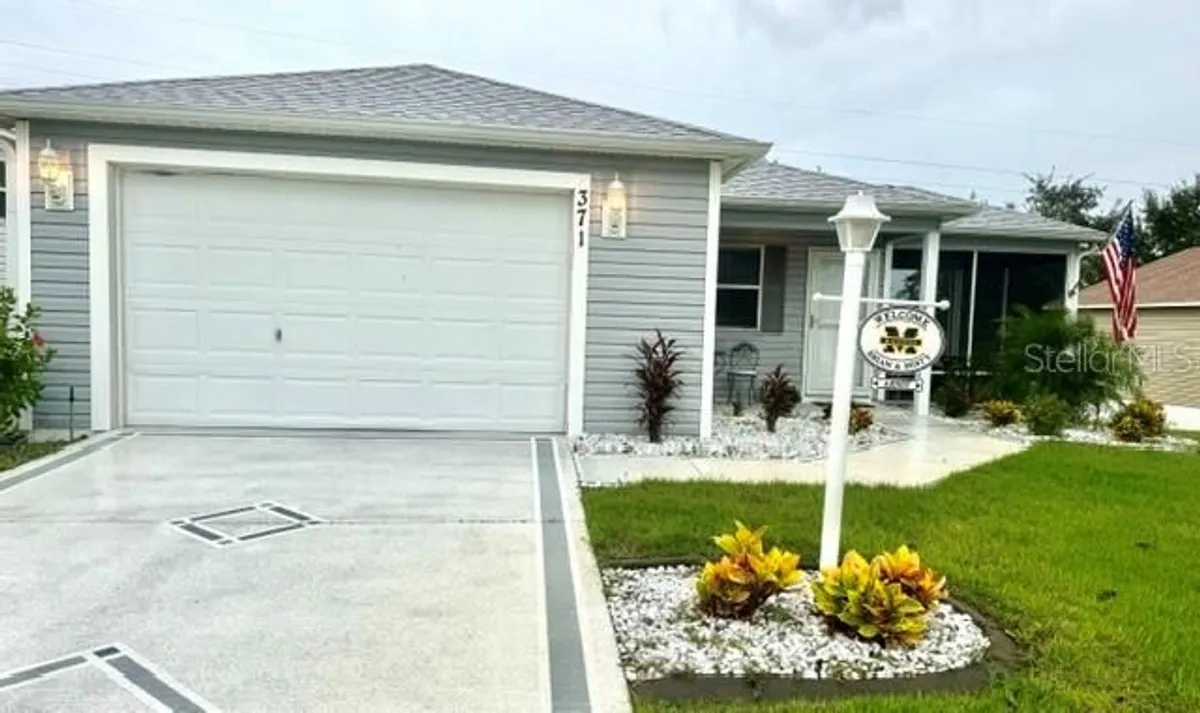 Property Slideshow image 1 of 4 | 371 arbella loop, The Villages, FL, 32162