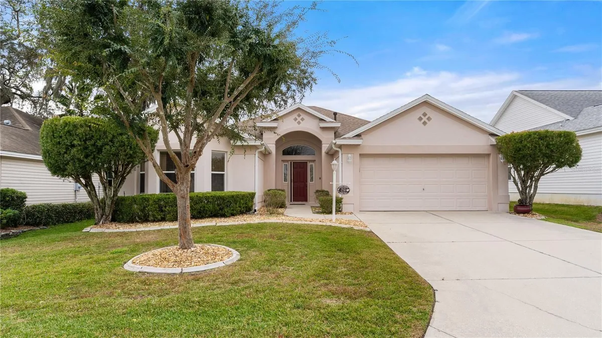 Property Slideshow image 1 of 27 | 2730 morven park way, The Villages, FL, 32162