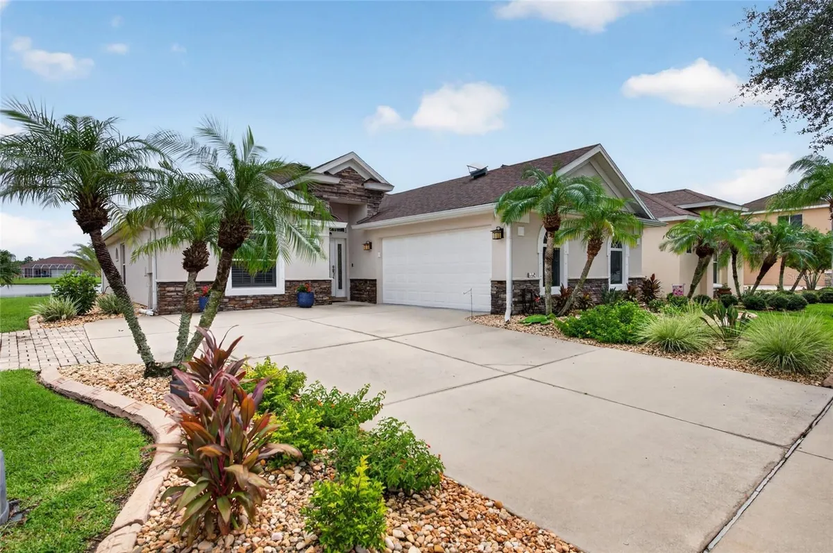 Property Slideshow image 1 of 47 | 3385 tesoro cir, New Smyrna Beach, FL, 32168