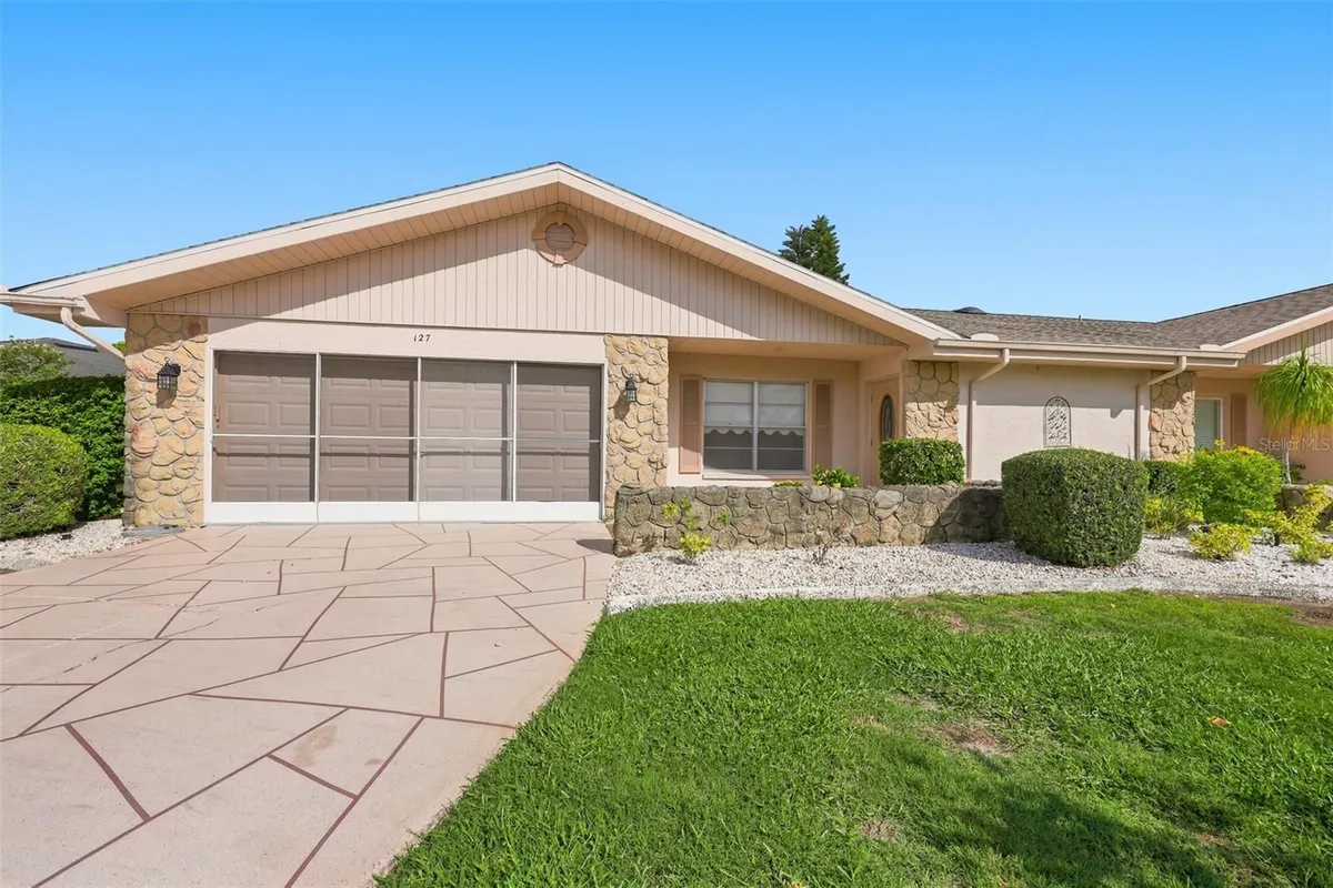 Property Slideshow image 1 of 36 | 127 wintersong ln, Sun City Center, FL, 33573