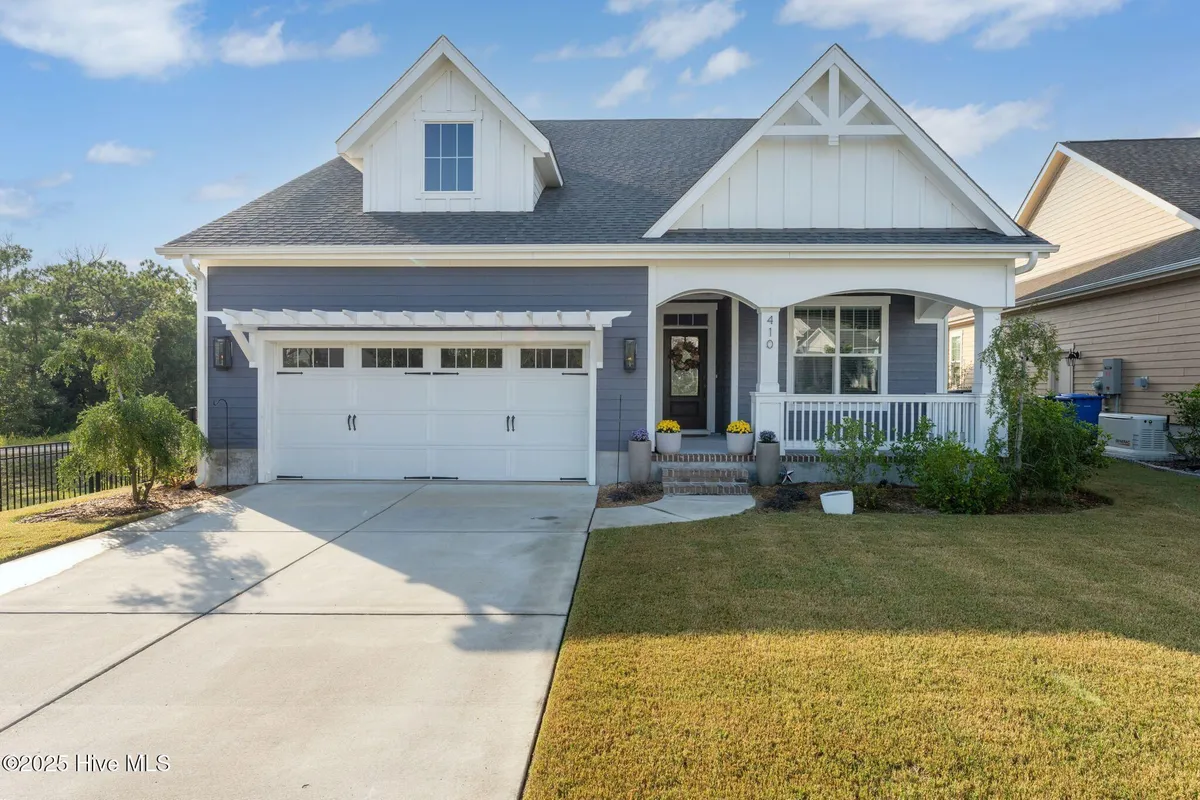 Property Slideshow image 1 of 44 | 410 trisail ter, Wilmington, NC, 28412