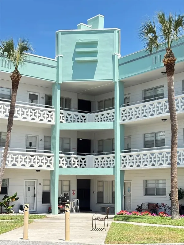 Property Slideshow image 1 of 18 | 2456 ecuadorian way 42, Clearwater, FL, 33763