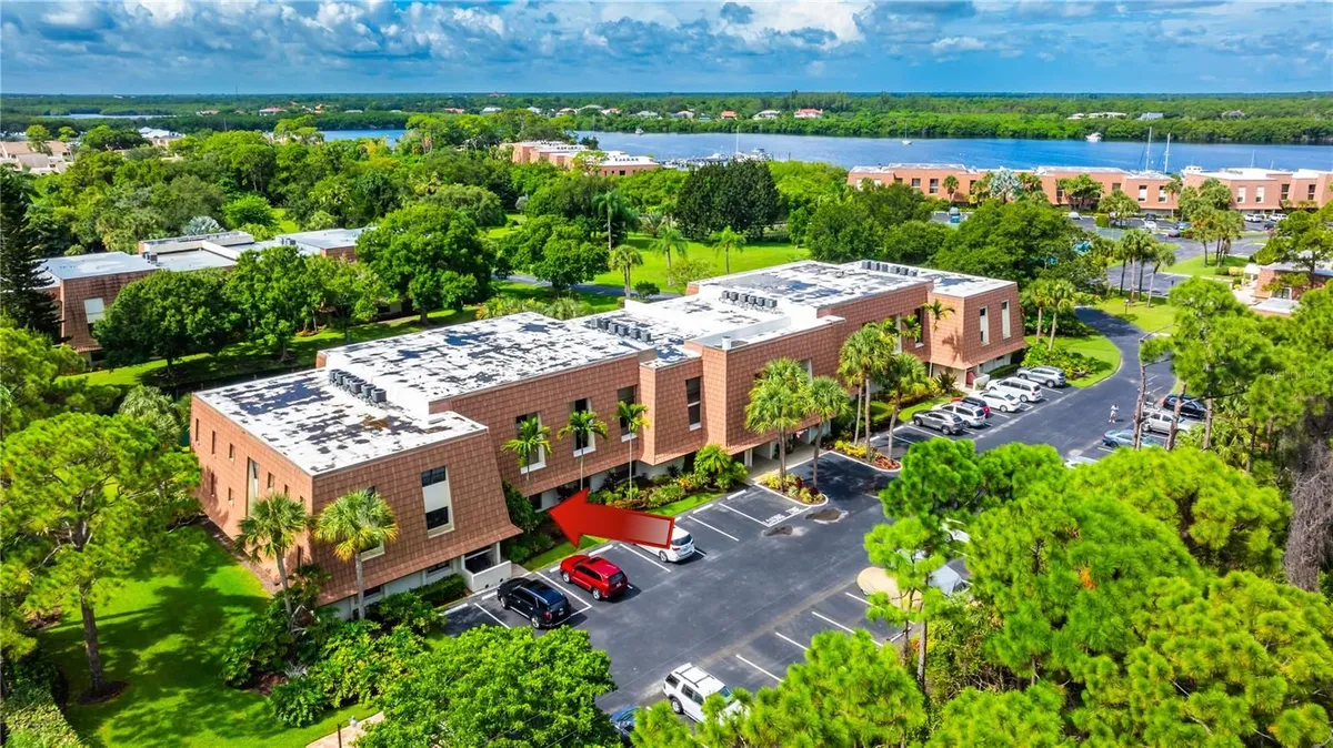 Property Slideshow image 1 of 33 | 3100 se pruitt rd b102, Port Saint Lucie, FL, 34952