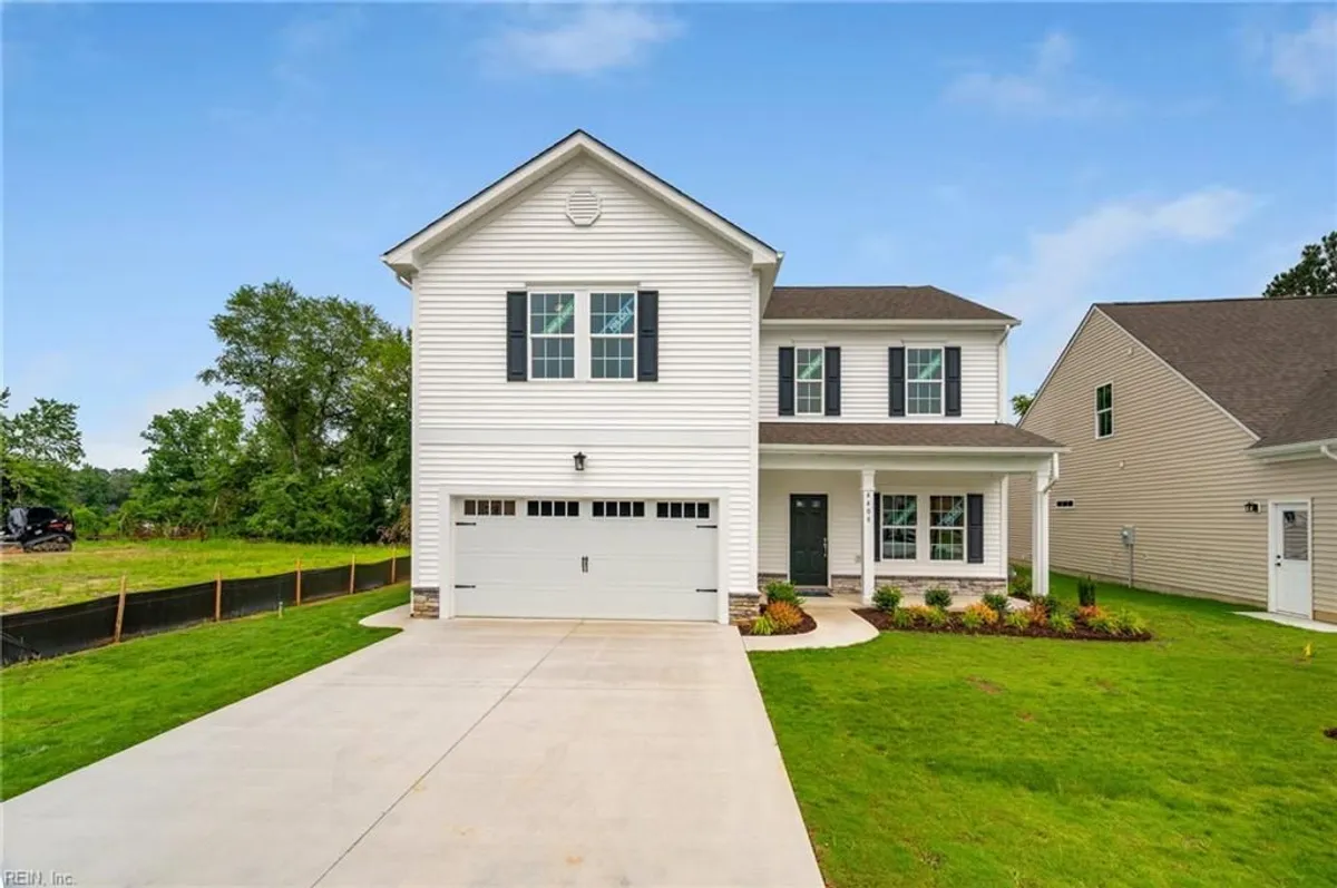 Property Slideshow image 1 of 29 | 1034 bennett's arch, Suffolk, VA, 23435