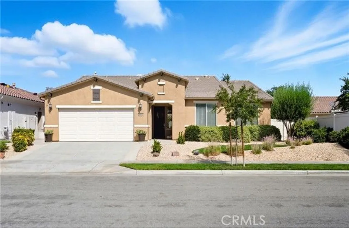 Property Slideshow image 1 of 43 | 5584 corte del mar, Hemet, CA, 92545