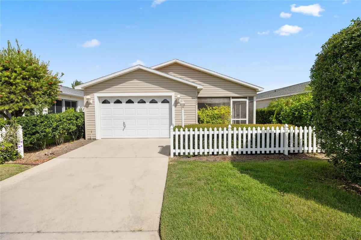 Property Slideshow image 1 of 34 | 2372 travis pl, The Villages, FL, 32162