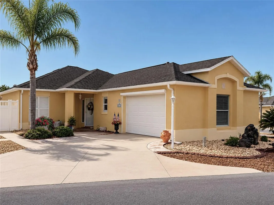 Property Slideshow image 1 of 16 | 853 winchester ct, The Villages, FL, 32162