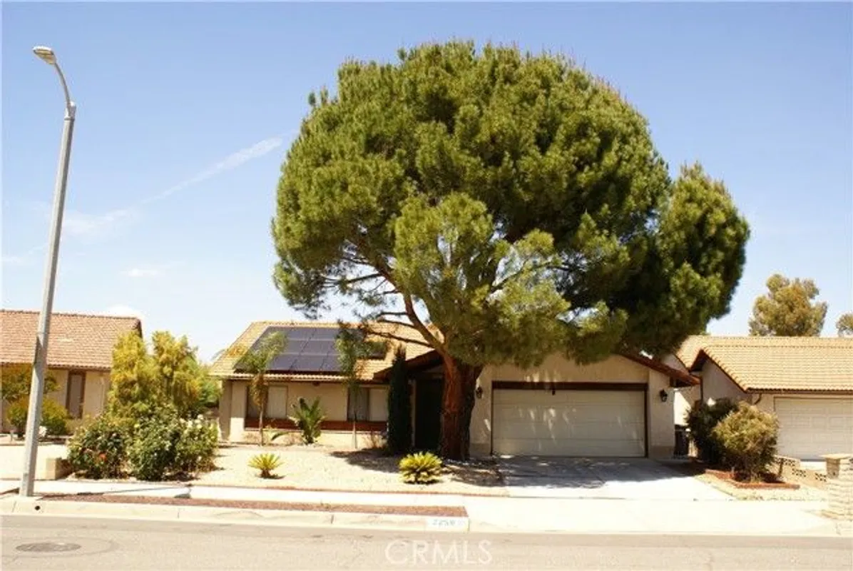Property Slideshow image 1 of 18 | 2250 redwood dr, Hemet, CA, 92545