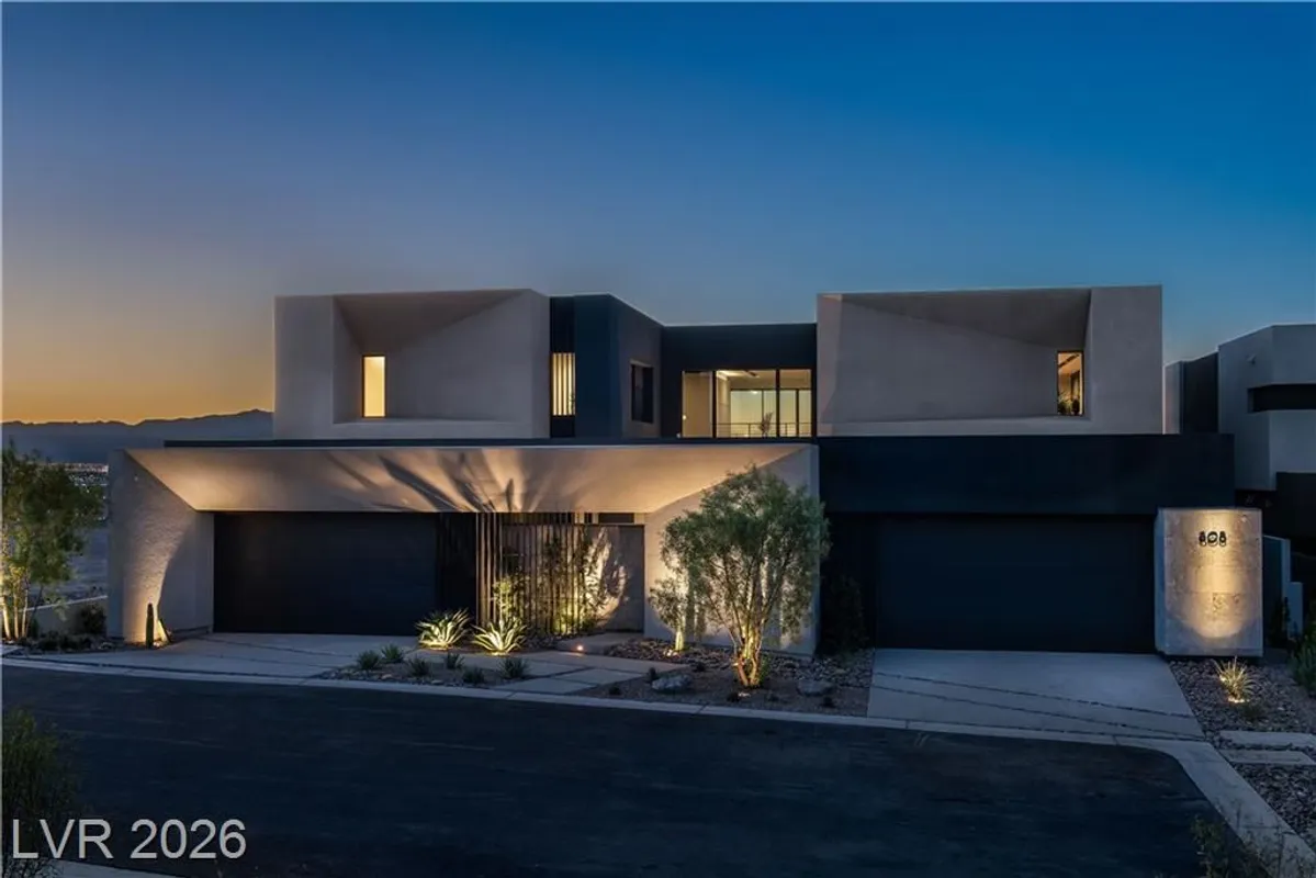 Property Slideshow image 1 of 34 | 1528 pleasant bay ct, Henderson, NV, 89011