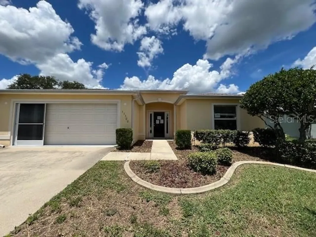 Property Slideshow image 1 of 17 | 15300 sw 14th avenue rd, Ocala, FL, 34473