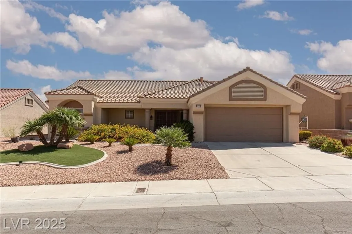 Property Slideshow image 1 of 27 | 9705 blue bell dr, Las Vegas, NV, 89134