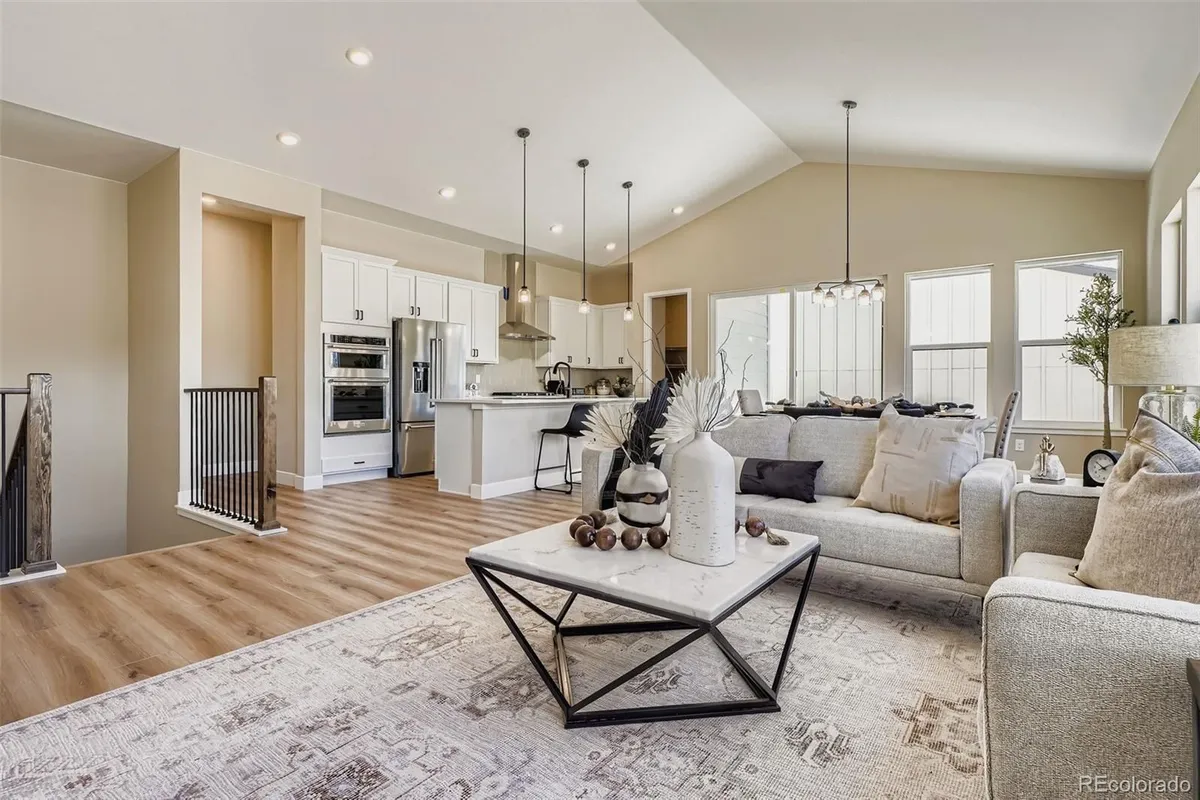 Property Slideshow image 1 of 36 | 2011 grayside cir, Castle Rock, CO, 80109