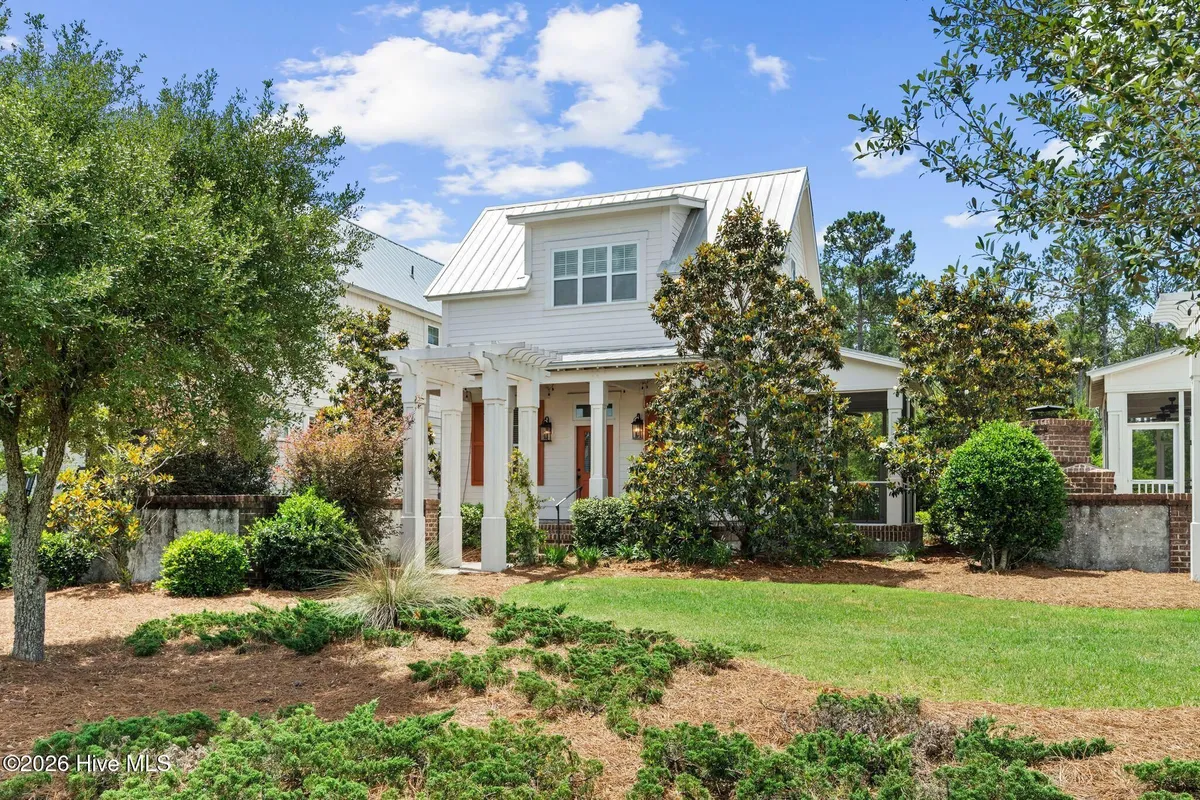Property Slideshow image 1 of 49 | 823 meadowsweet ln, Leland, NC, 28451