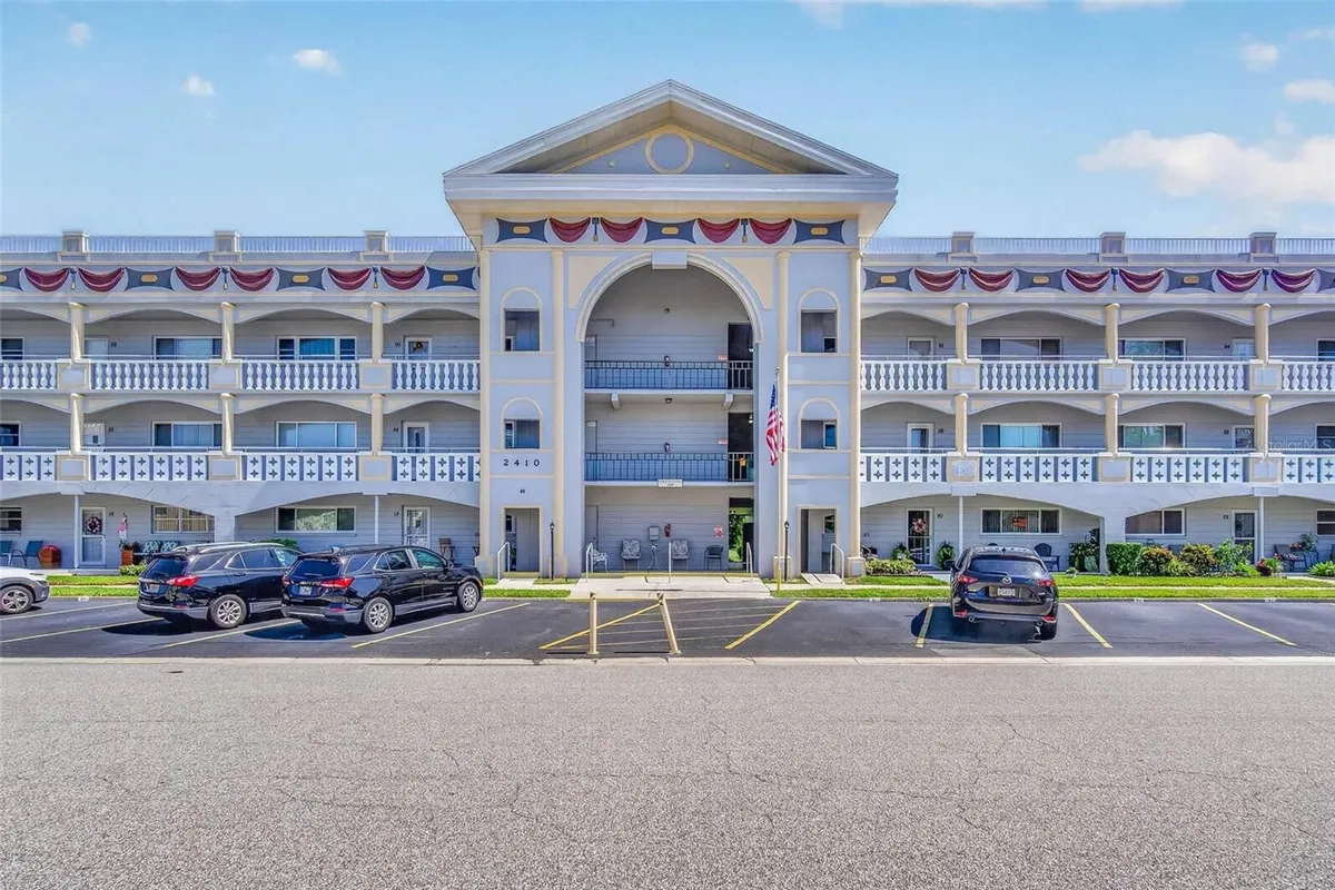 Property Slideshow image 1 of 40 | 2410 franciscan dr 60, Clearwater, FL, 33763