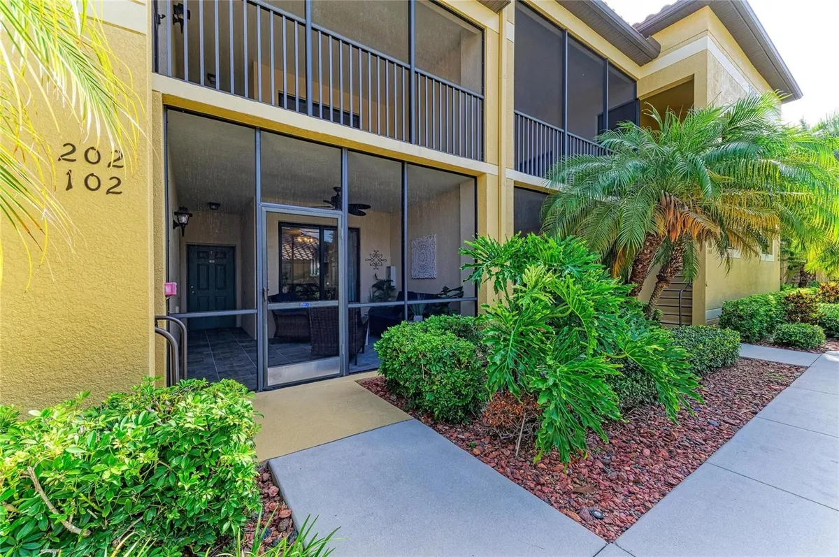 Property Slideshow image 1 of 80 | 7305 river hammock dr 102, Bradenton, FL, 34212