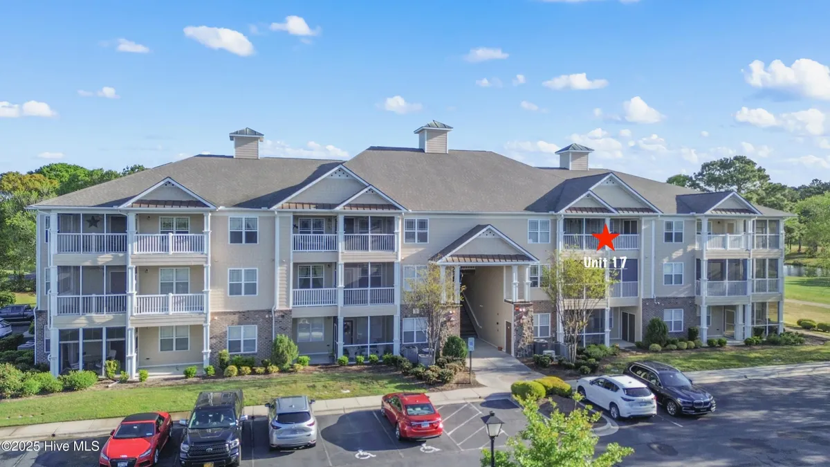 Property Slideshow image 1 of 46 | 260 s crow creek dr 17, Calabash, NC, 28467