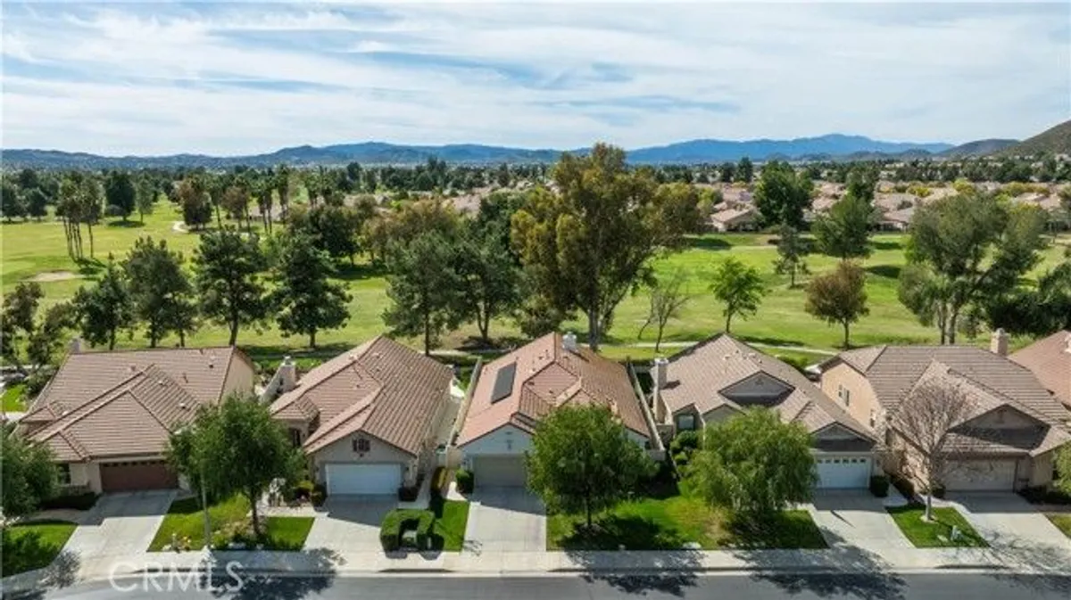 Property Slideshow image 1 of 44 | 29403 hidden lk, Menifee, CA, 92584