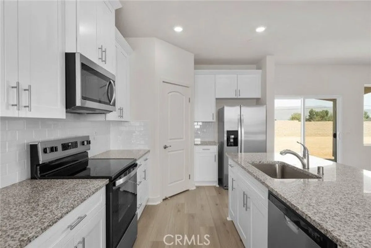 Property Slideshow image 1 of 6 | 14574 indigo rd, Apple Valley, CA, 92307