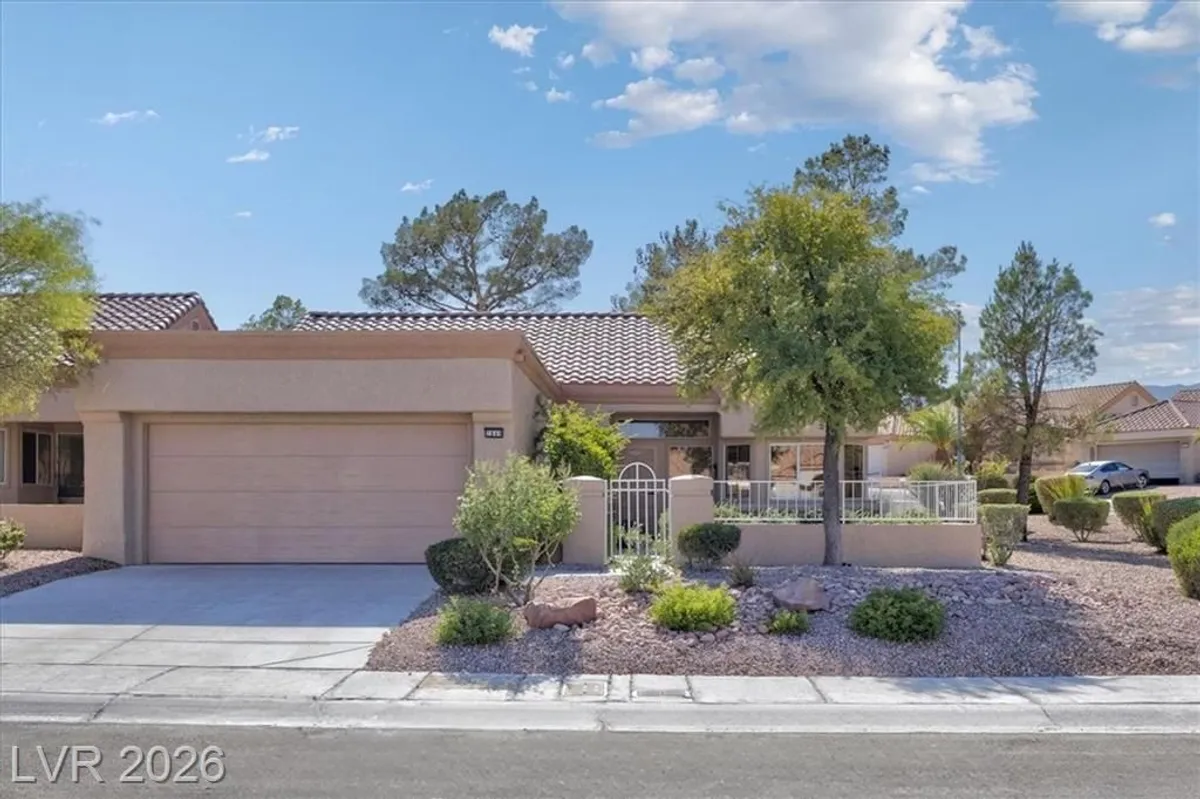 Property Slideshow image 1 of 22 | 2849 bluff point dr, Las Vegas, NV, 89134