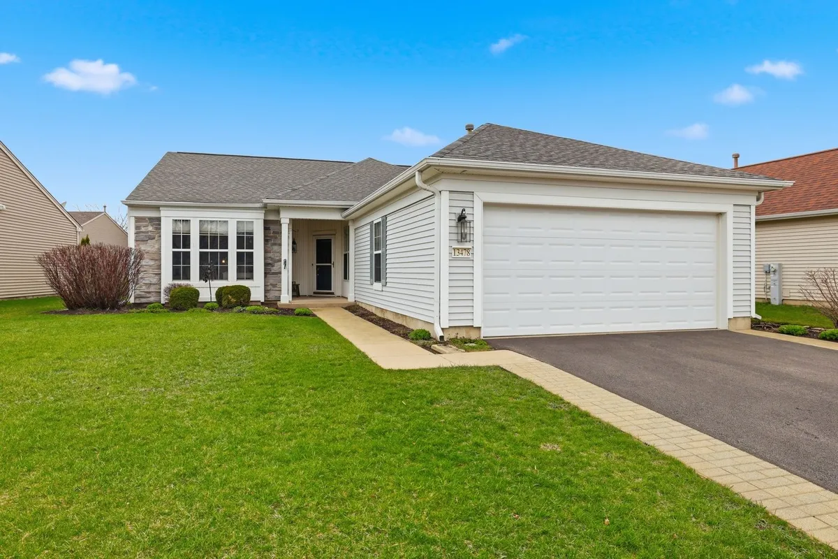 Property Slideshow image 1 of 19 | 13478 dakota fields dr, Huntley, IL, 60142