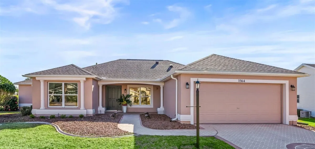 Property Slideshow image 1 of 49 | 1564 oak forest dr, The Villages, FL, 32162