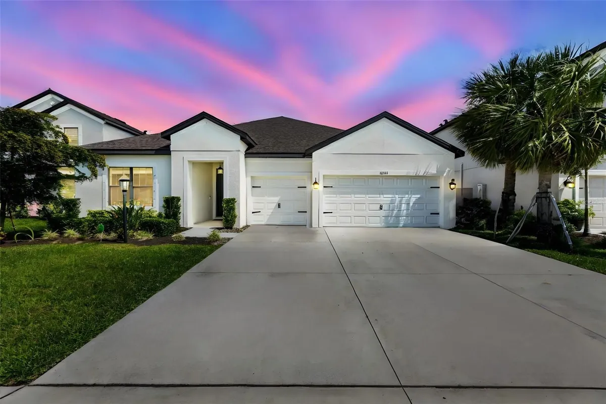 Property Slideshow image 1 of 37 | 16524 paynes mill dr, Bradenton, FL, 34211