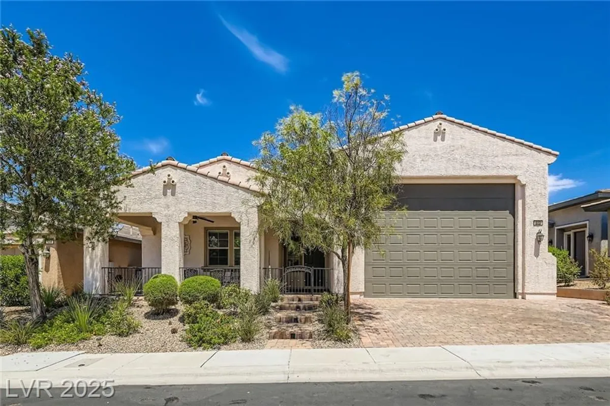 Property Slideshow image 1 of 54 | 512 heritage bridge ave, Henderson, NV, 89011