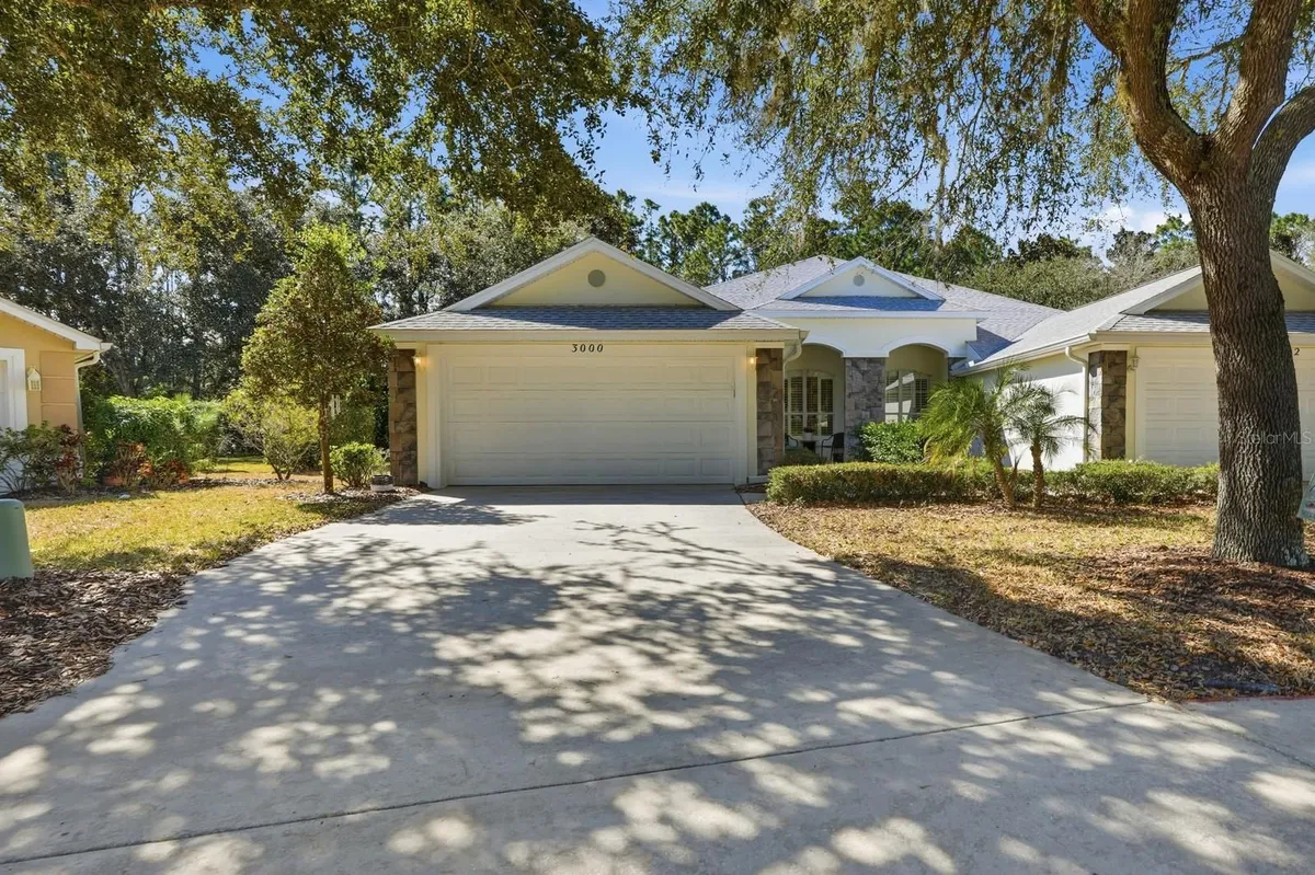 Property Slideshow image 1 of 56 | 3000 glin cir, Ormond Beach, FL, 32174