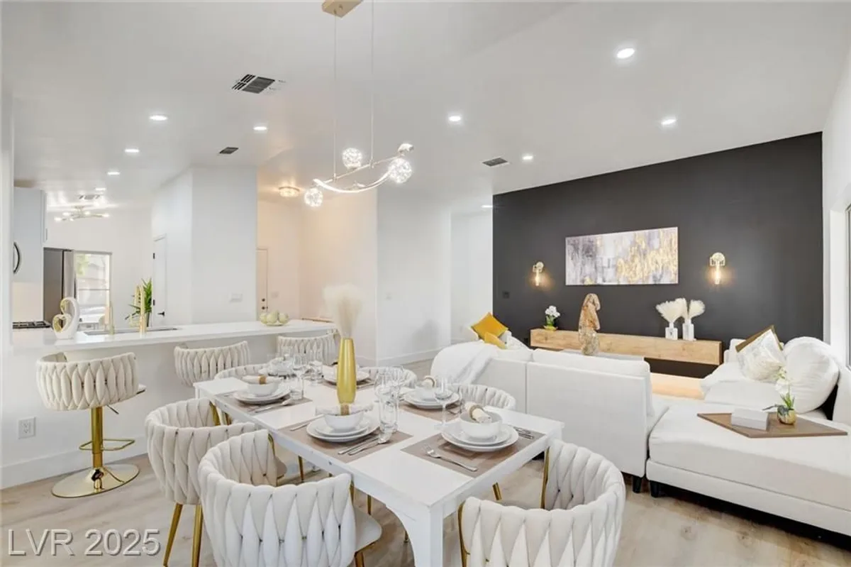 Property Slideshow image 1 of 45 | 2142 high mesa dr, Henderson, NV, 89012