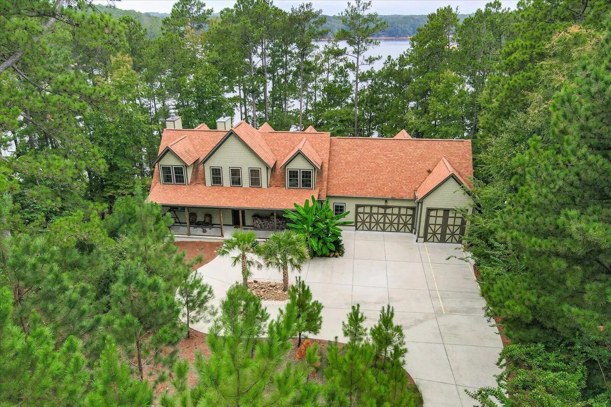 Property Slideshow image 1 of 74 | 184 brandywine dr, Mccormick, SC, 29835