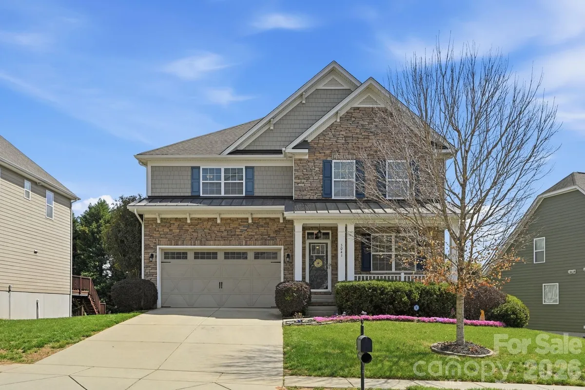 Property Slideshow image 1 of 46 | 5041 el molino dr, Charlotte, NC, 28214