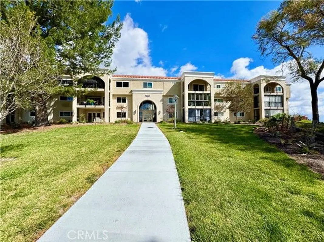 Property Slideshow image 1 of 30 | 4006 calle sonora oeste 3d, Laguna Woods, CA, 92637