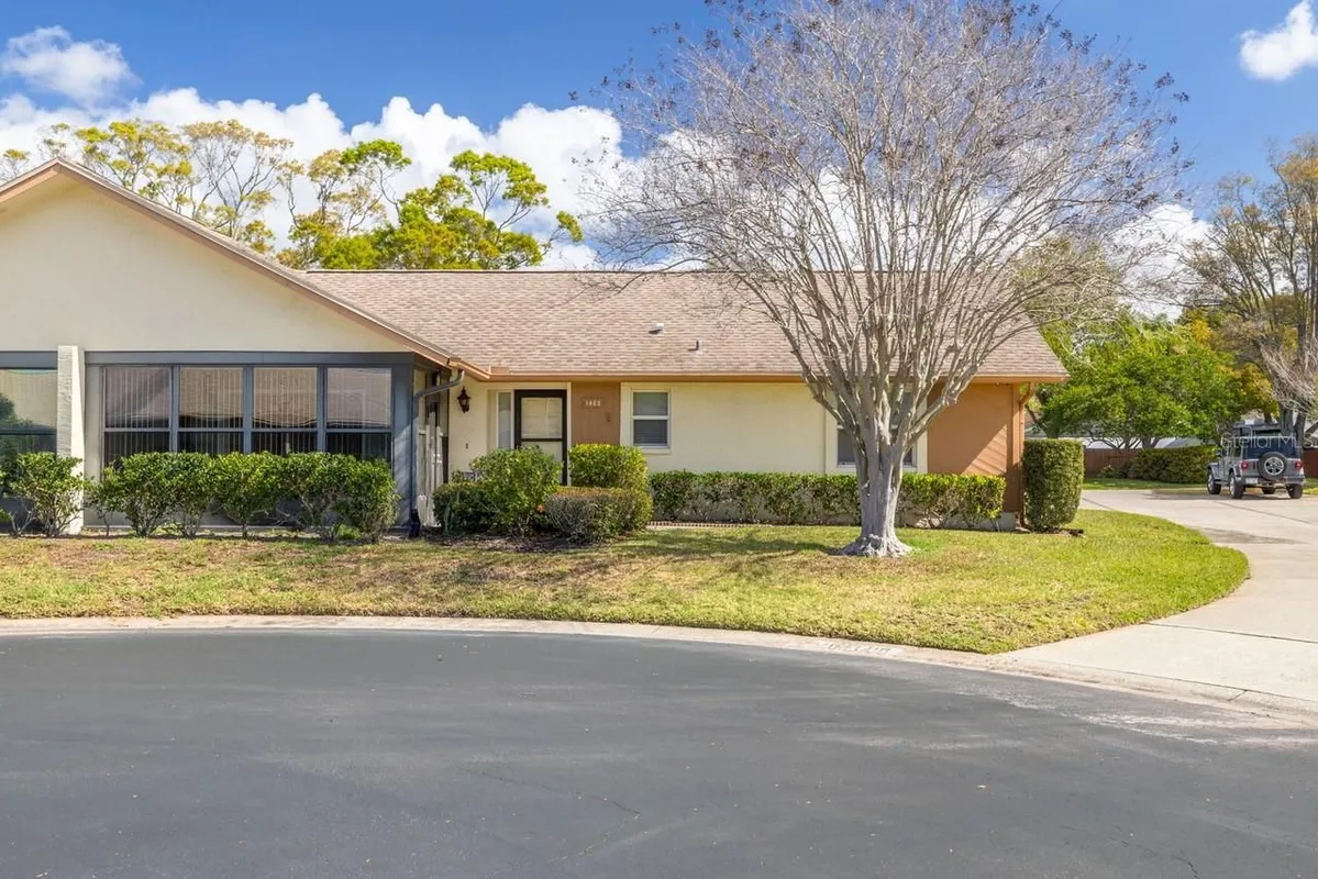 Property Slideshow image 1 of 17 | 1400 carlisle ct 1262, Dunedin, FL, 34698